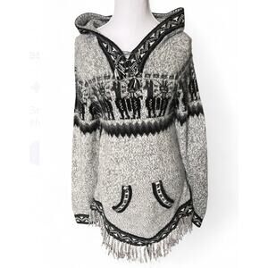Peru Alpaca Hoodie Sweater Llama Pattern Soft Knit Fringe Boho Artisan Gray S/M